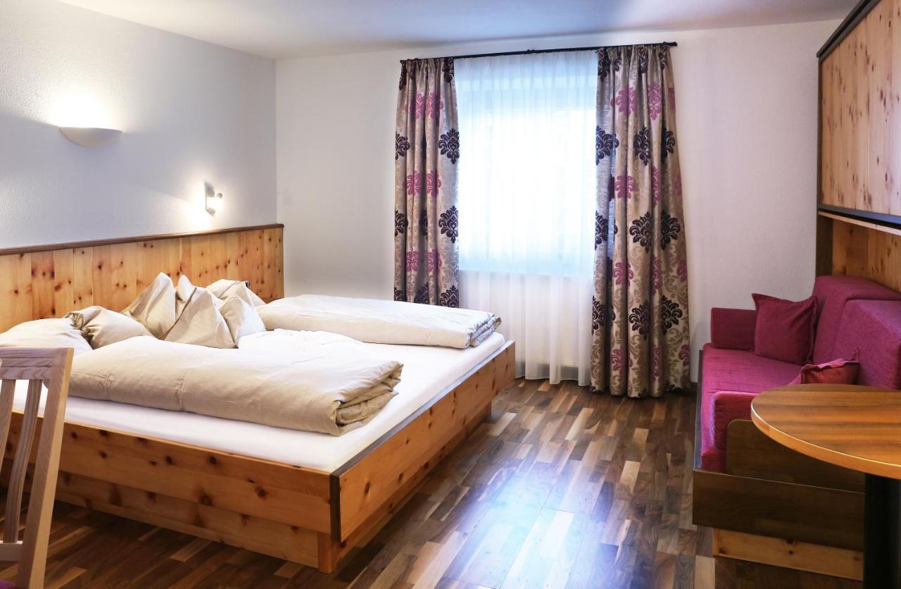 Alpenresidenz Ballunspitze - Kinderhotel Galtuer Exterior photo